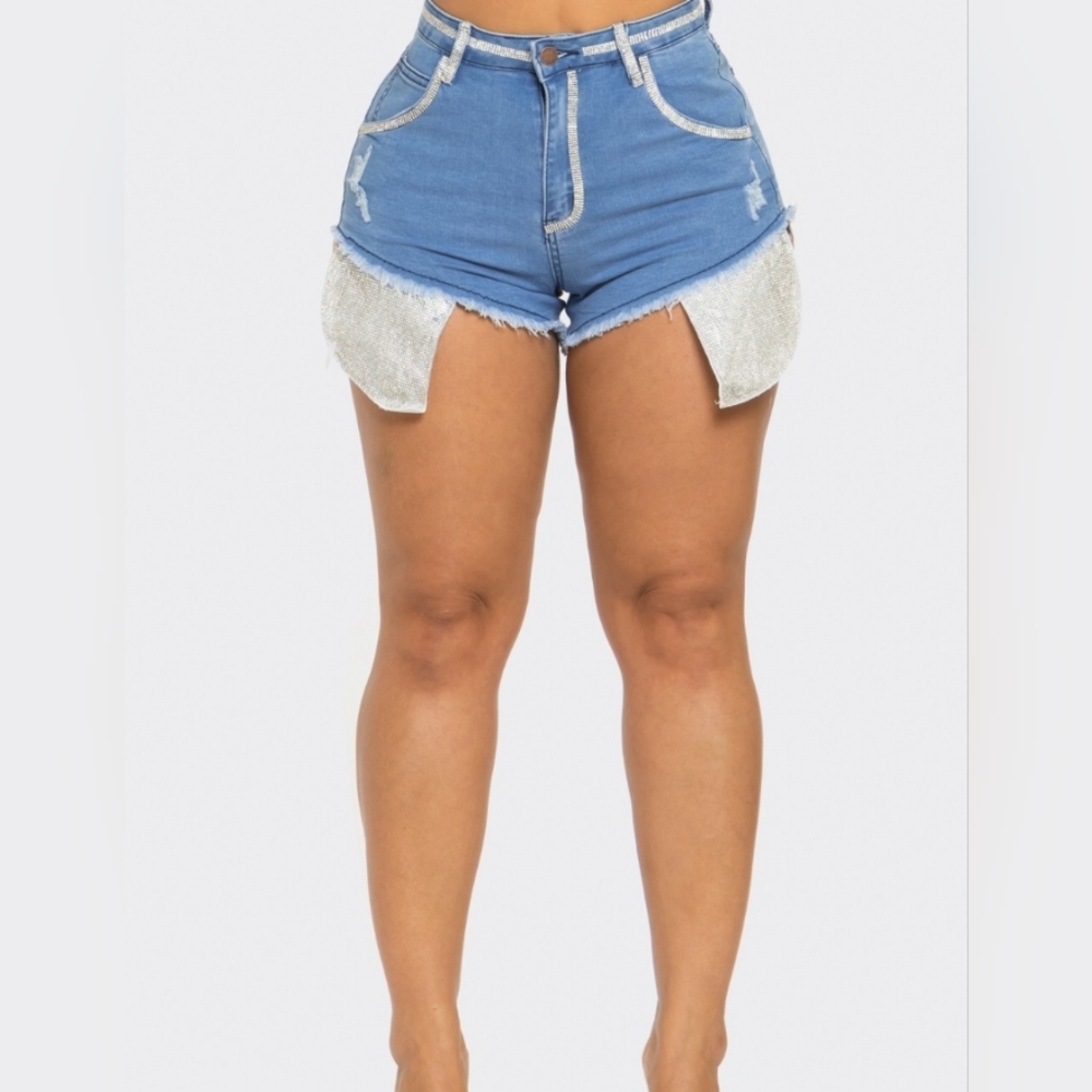 Diamond shorts